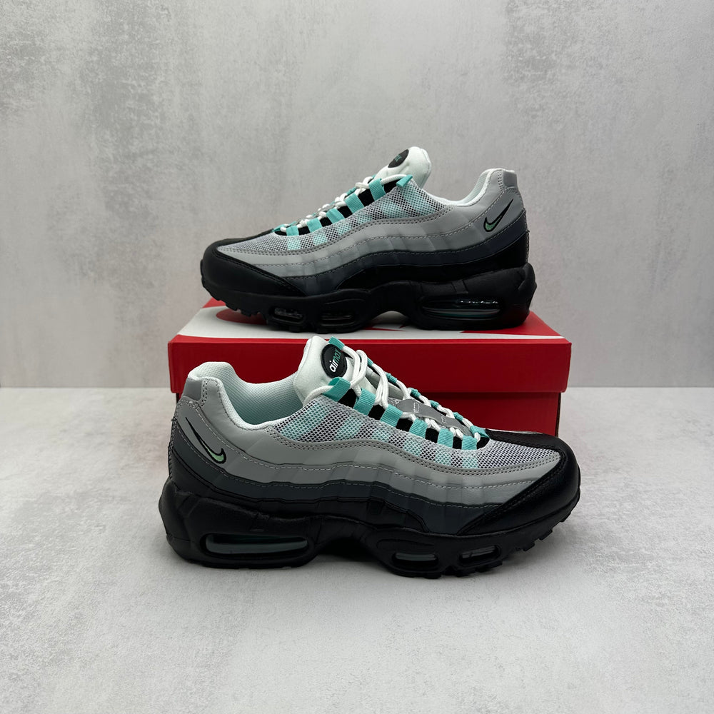 NIKE AIR MAX 95