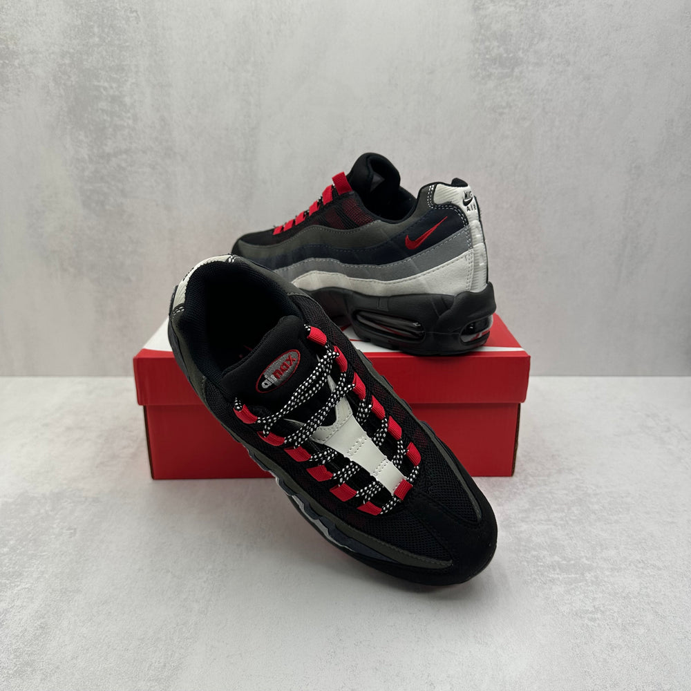 NIKE AIR MAX 95