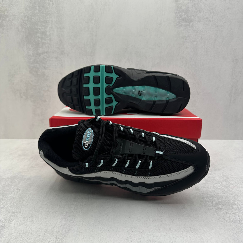 NIKE AIR MAX 95