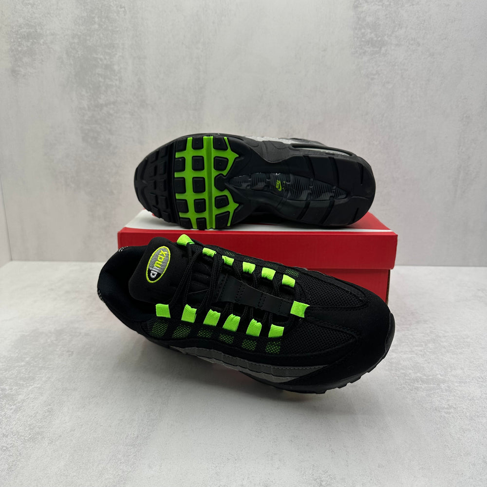NIKE AIR MAX 95