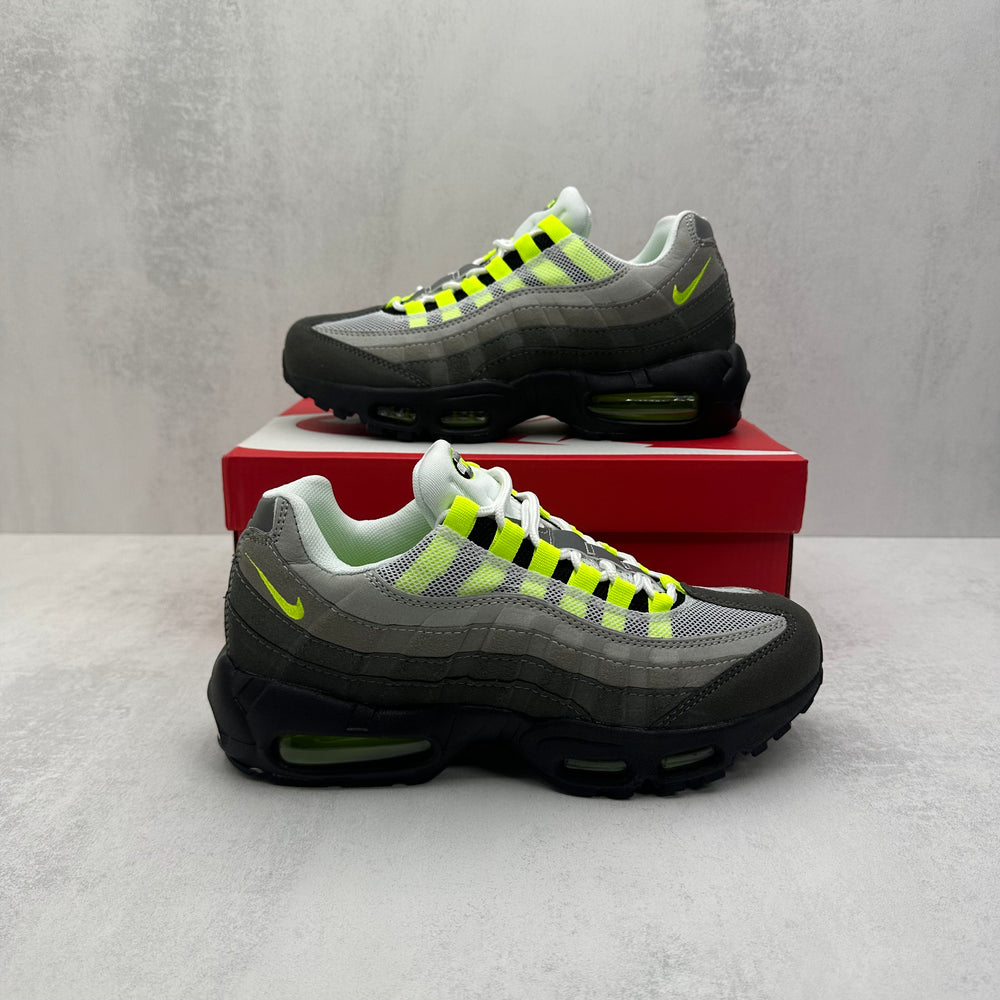 NIKE AIR MAX 95