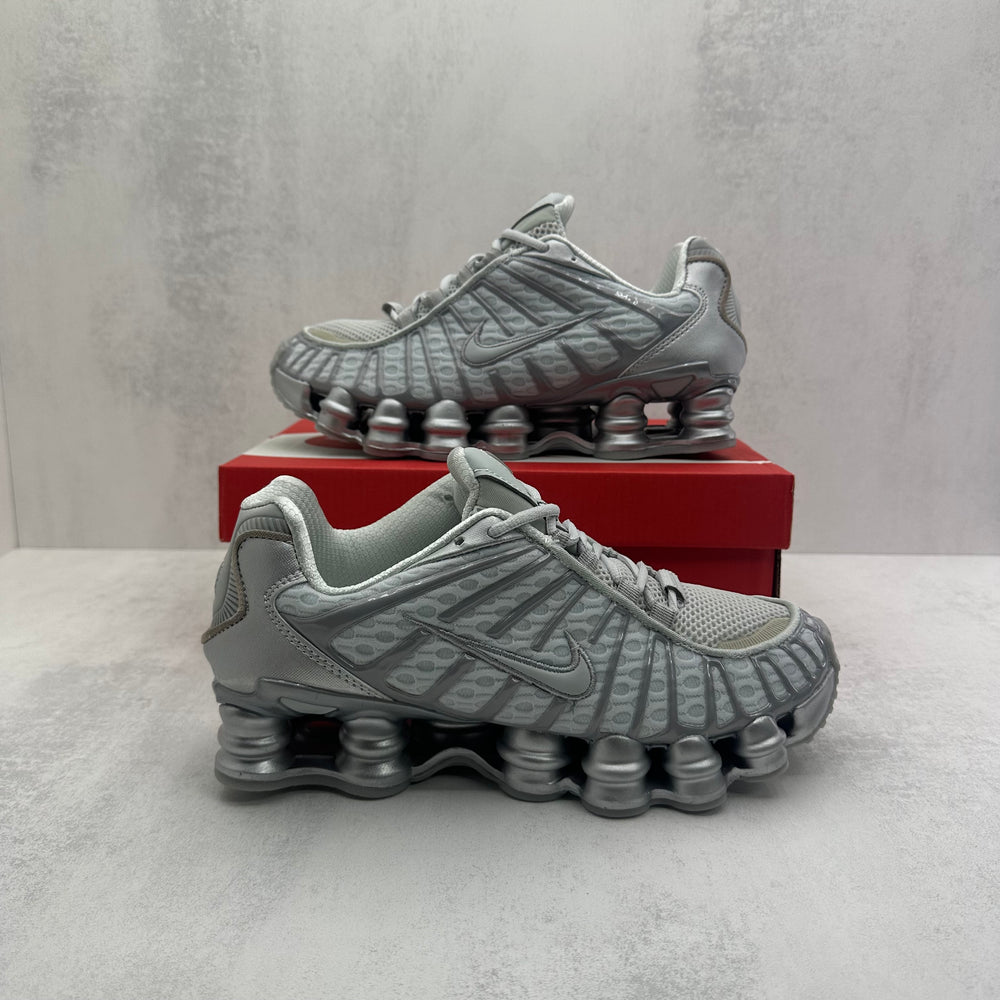 NIKE SHOX PLATA