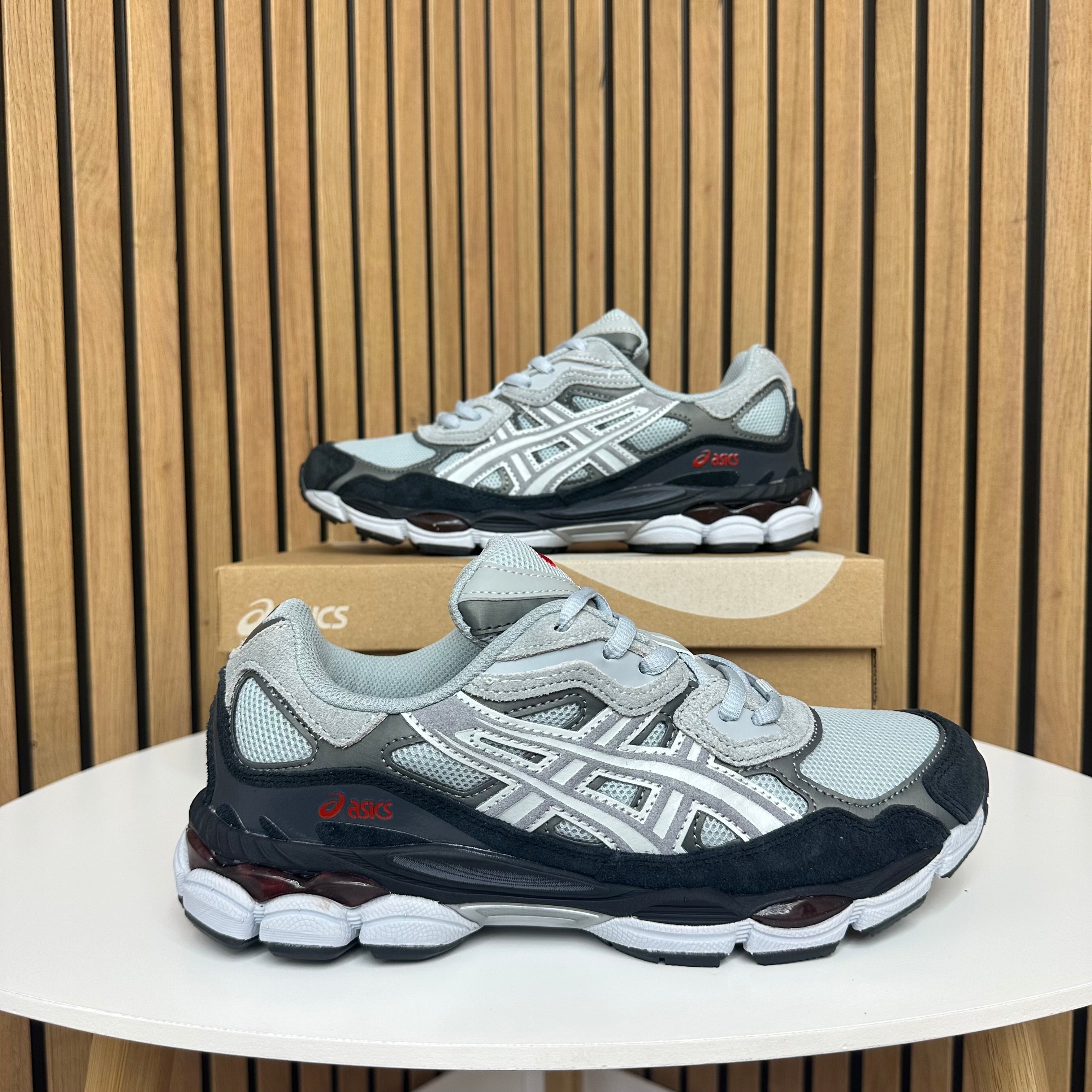 ASICS GEL NYC