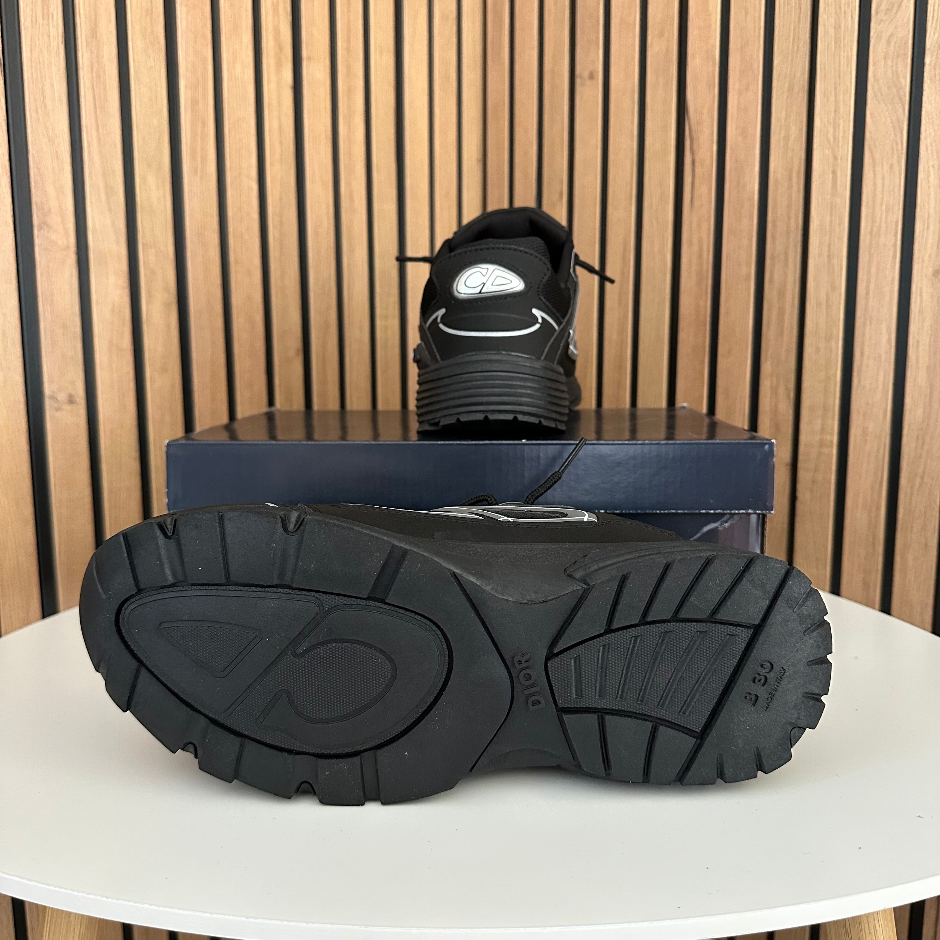 DIOR B30 BLACK