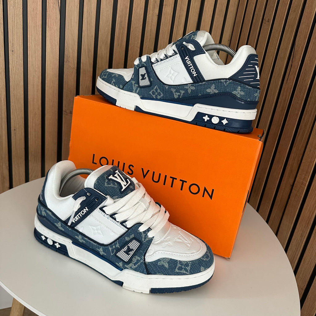 LV TRAINER BLUE & WHITE