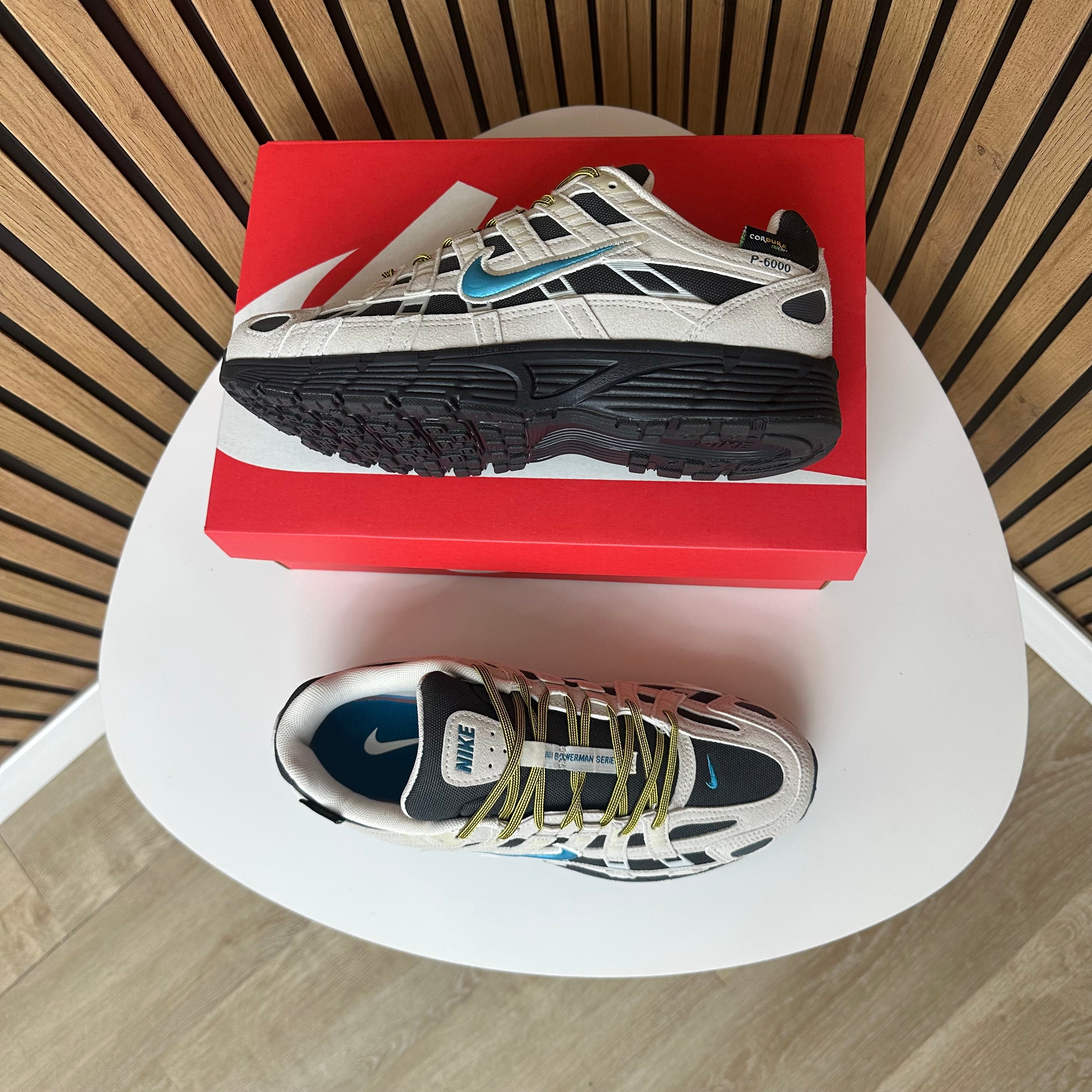 NIKE P6000