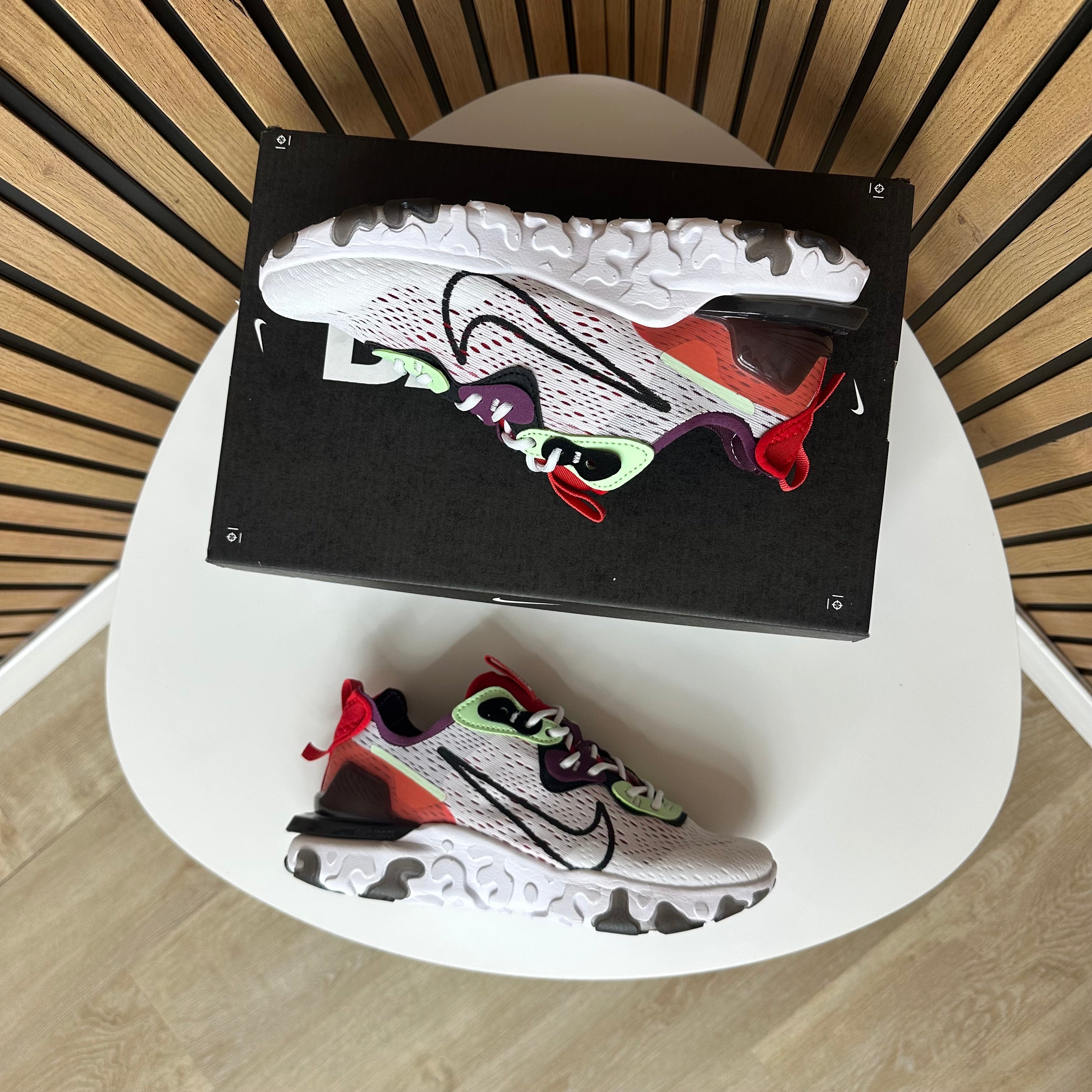 NIKE REACT VISION