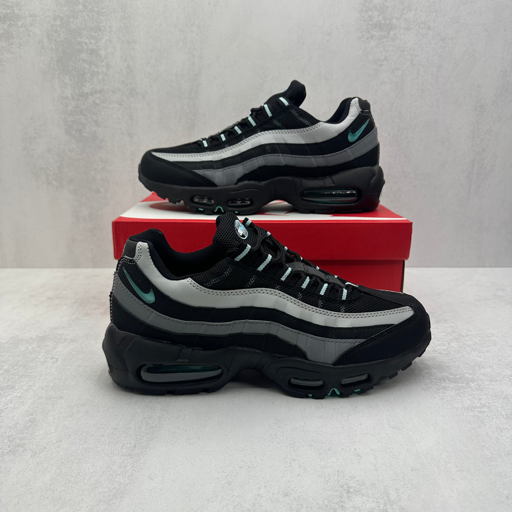 NIKE AIR MAX 95
