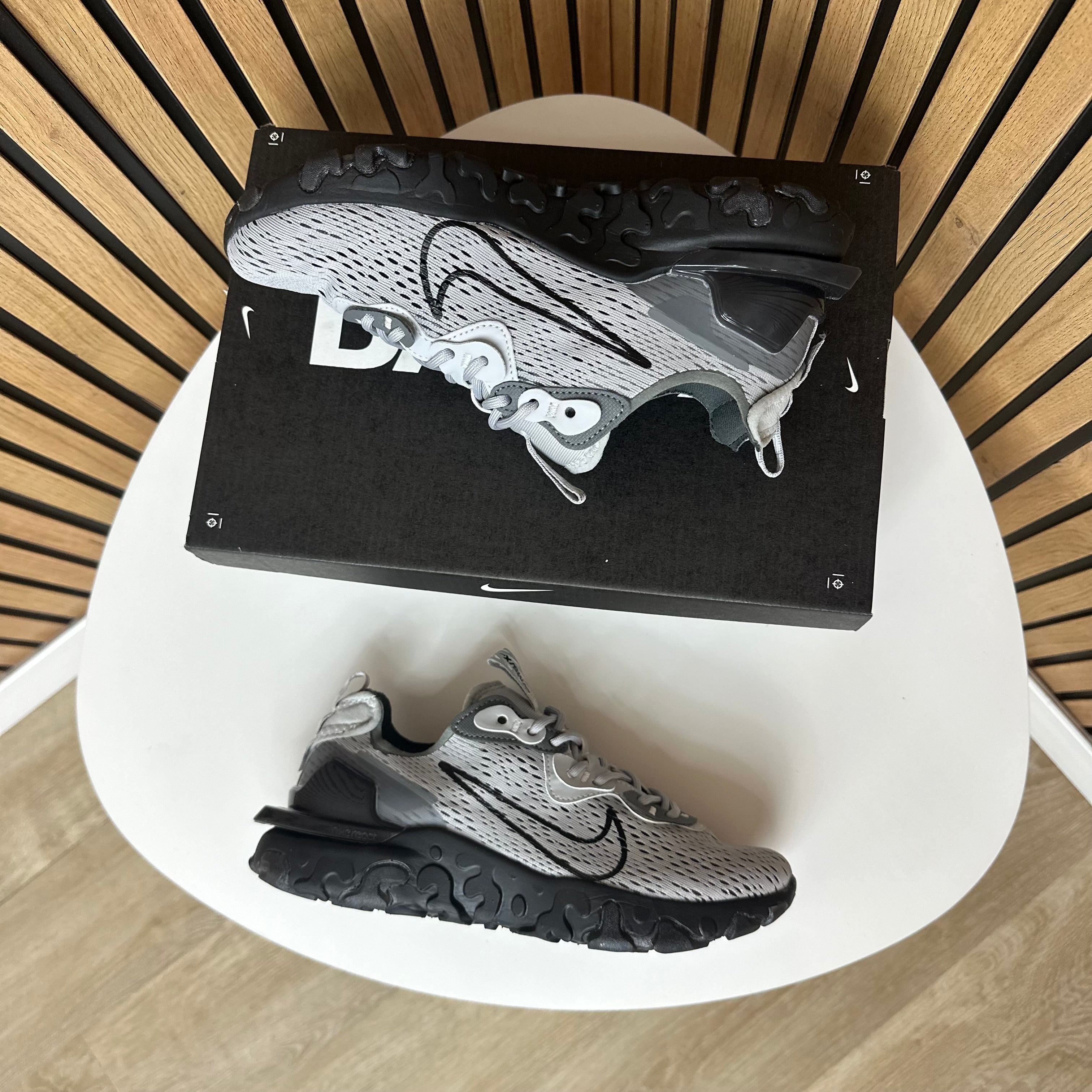 NIKE REACT VISION
