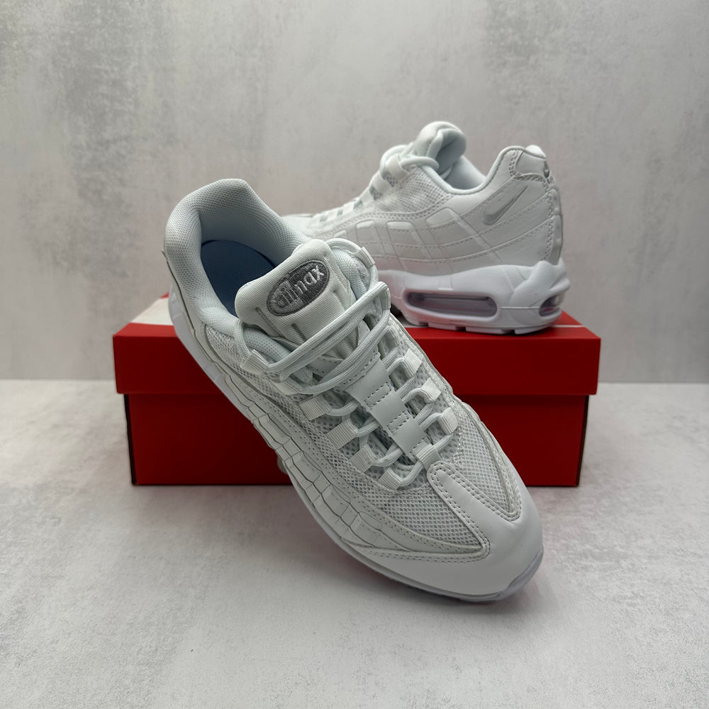NIKE AIR MAX 95