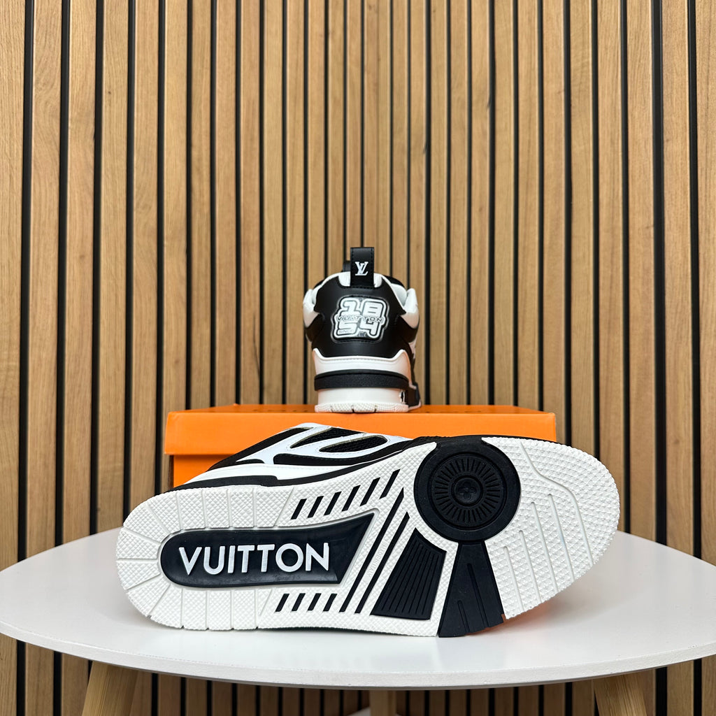 LV SKATE BLACK & WHITE