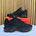 NIKE TN BLACK