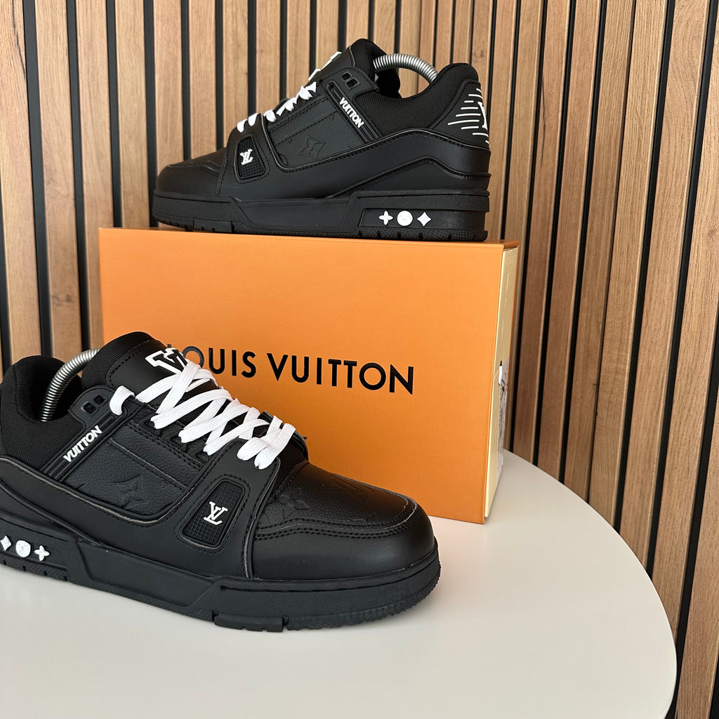 LV TRAINER BLACK