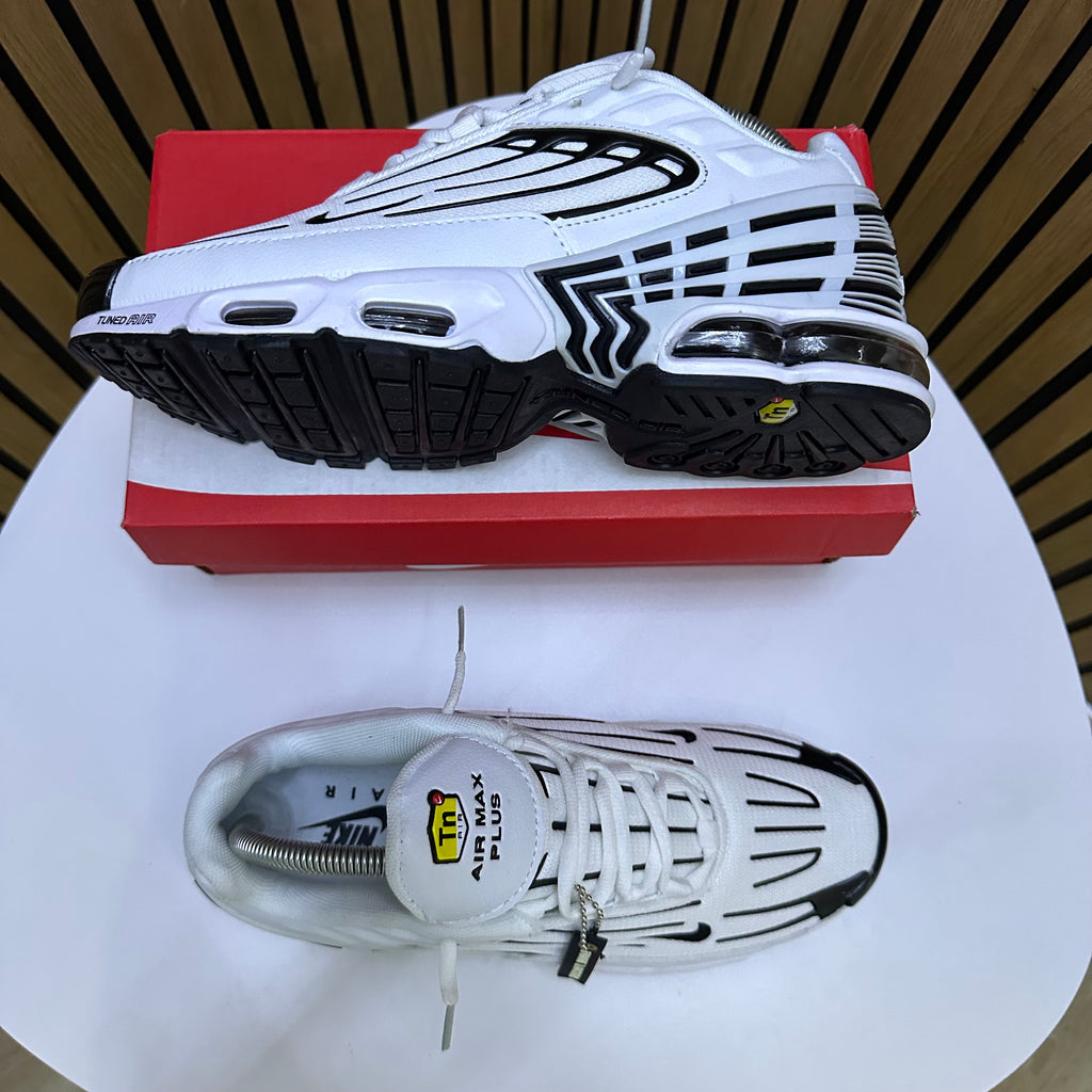 NIKE TUNED WHITE