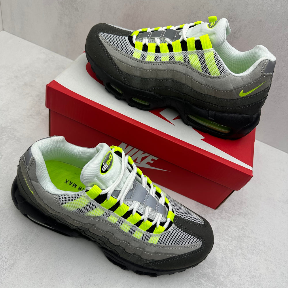NIKE AIR MAX 95