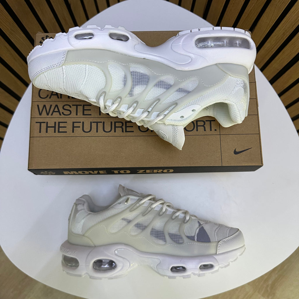 NIKE TERRASCAPE WHITE