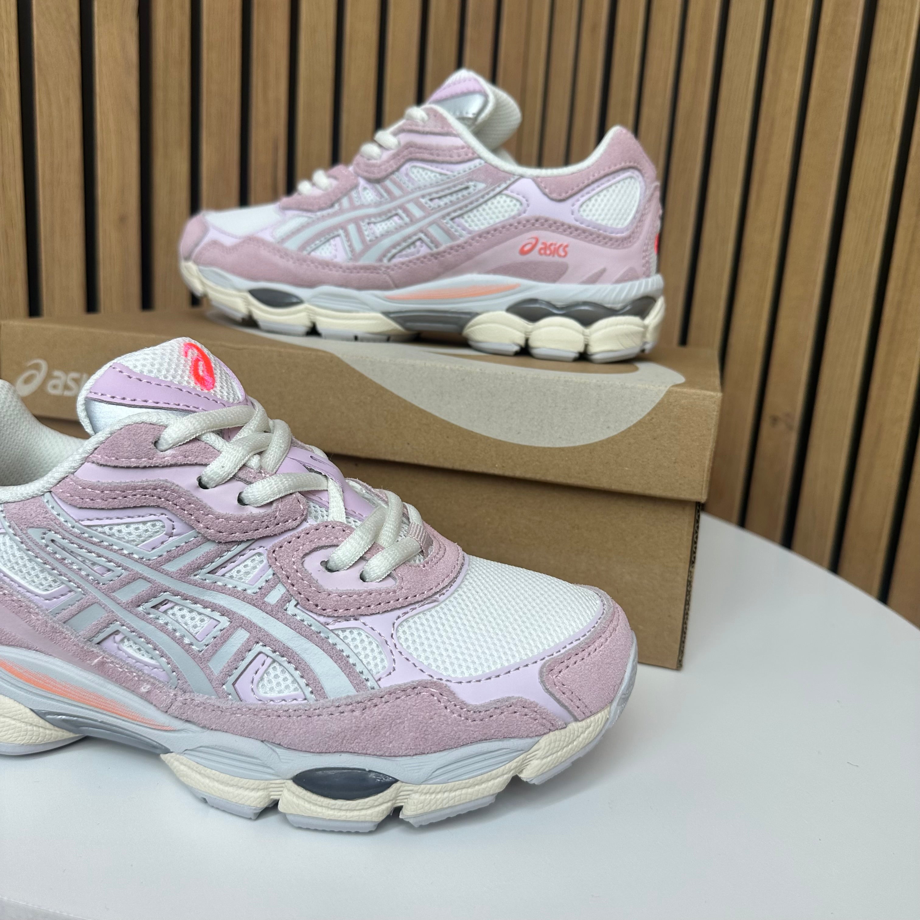 ASICS GEL NYC