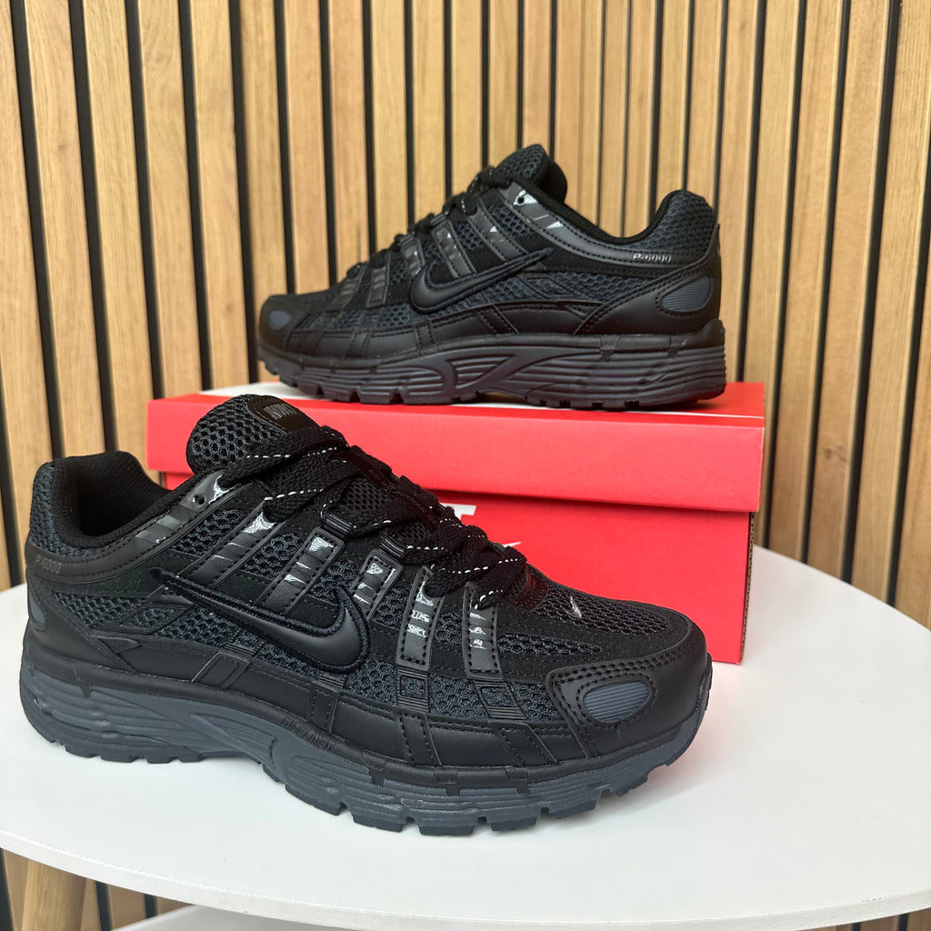 NIKE P6000