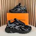 LV TATIC BLACK