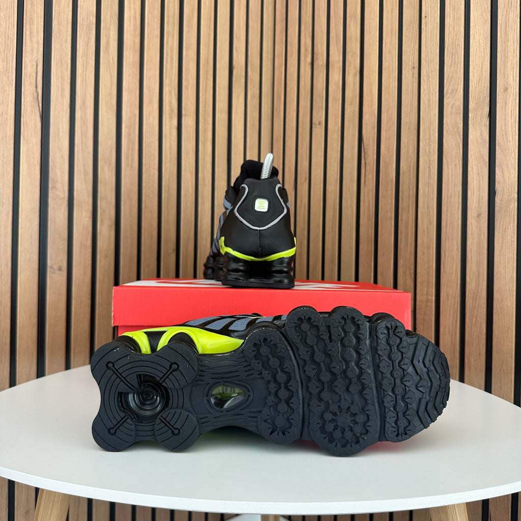 NIKE SHOX TL