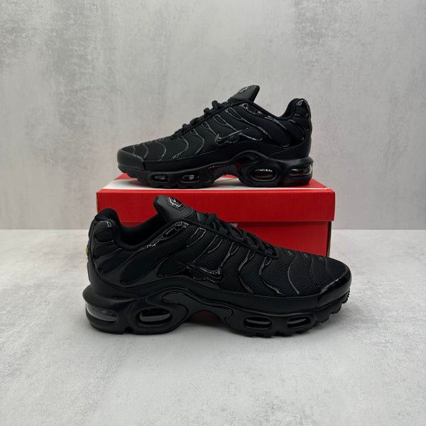 NIKE TN BLACK