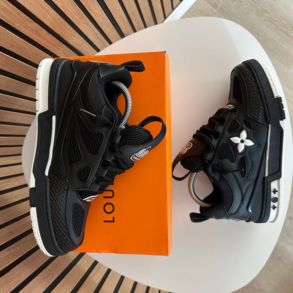 LV SKATE BLACK