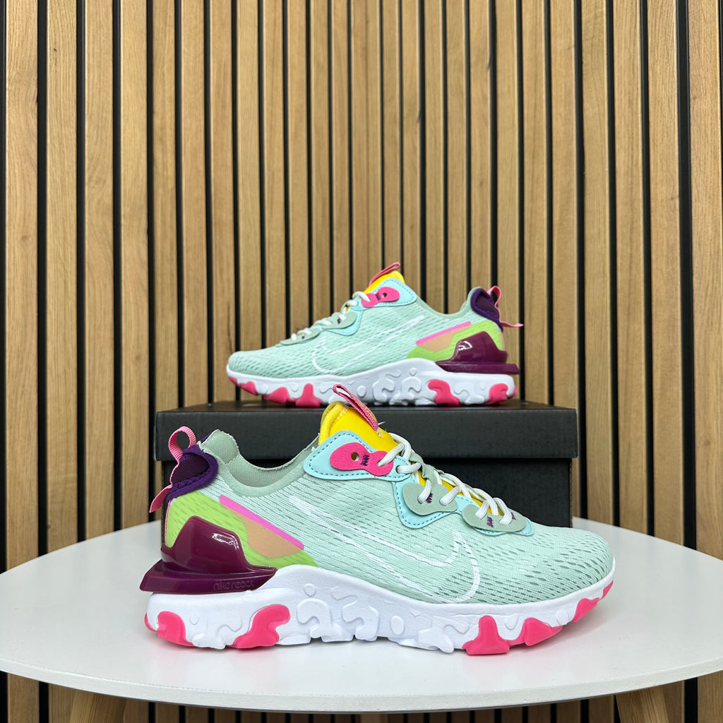 NIKE REACT VISION