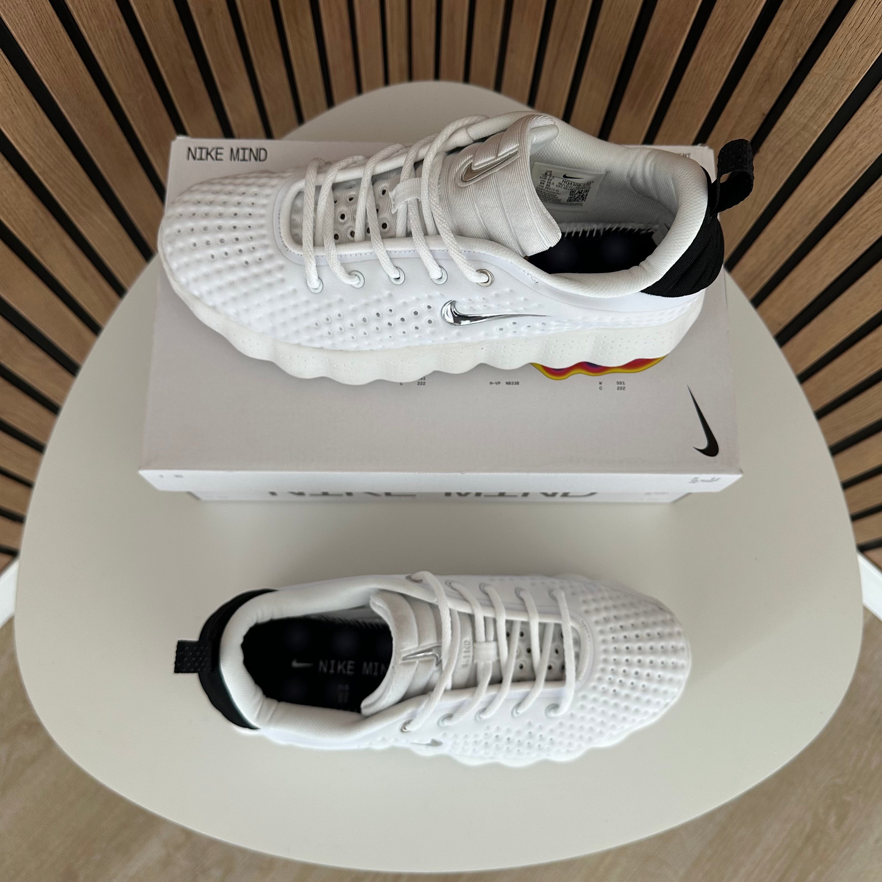 NIKE MIND 002