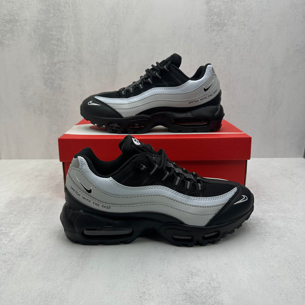 NIKE AIR MAX 95