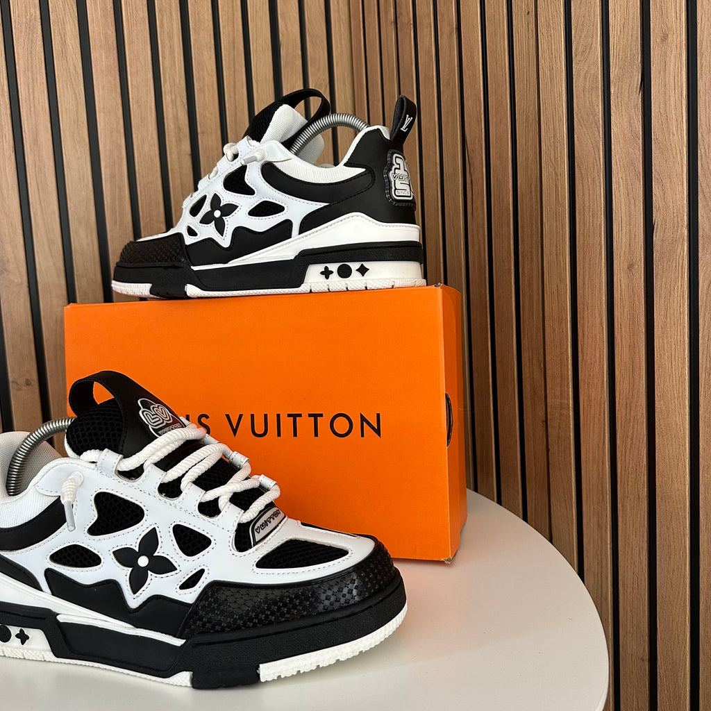 LV SKATE BLACK & WHITE