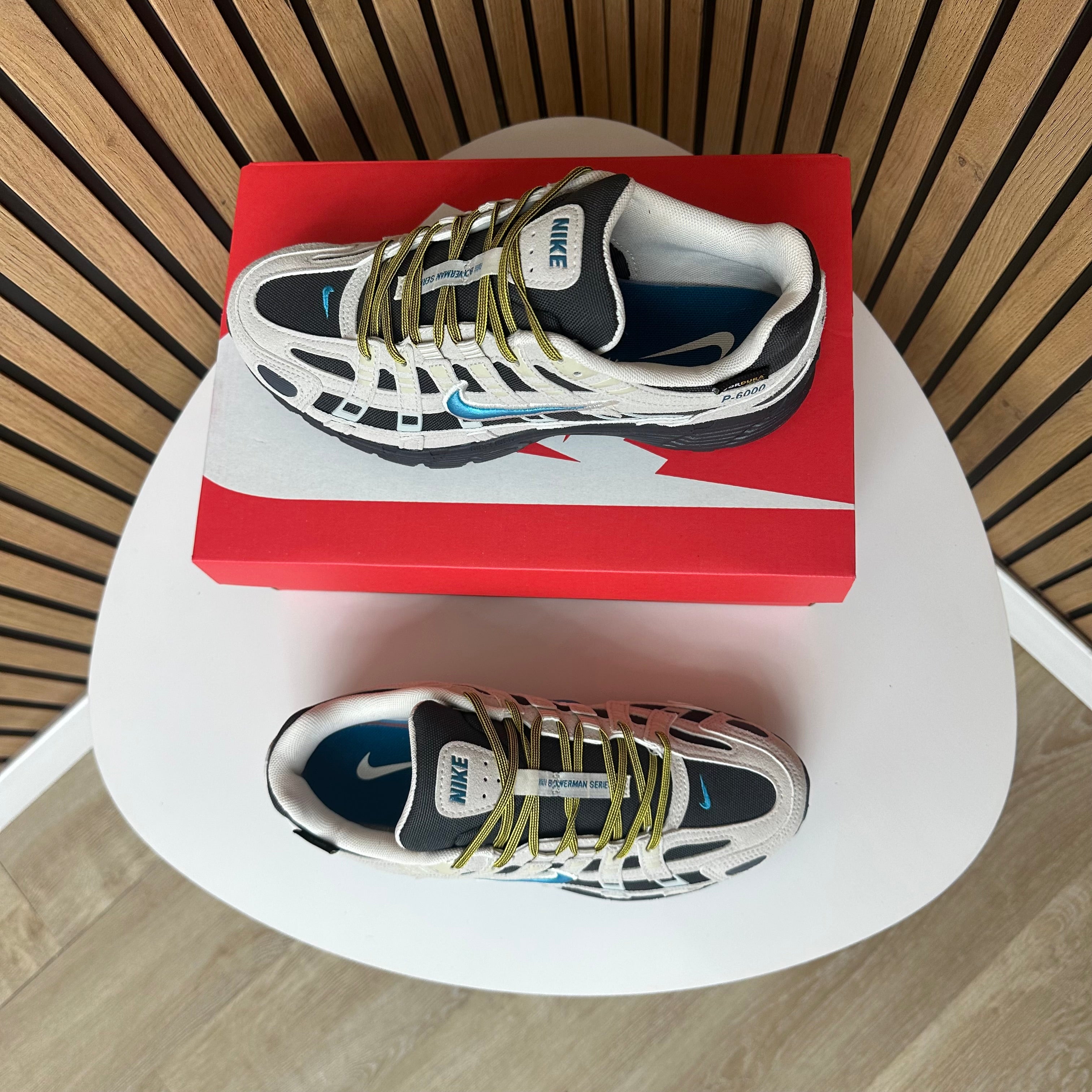 NIKE P6000