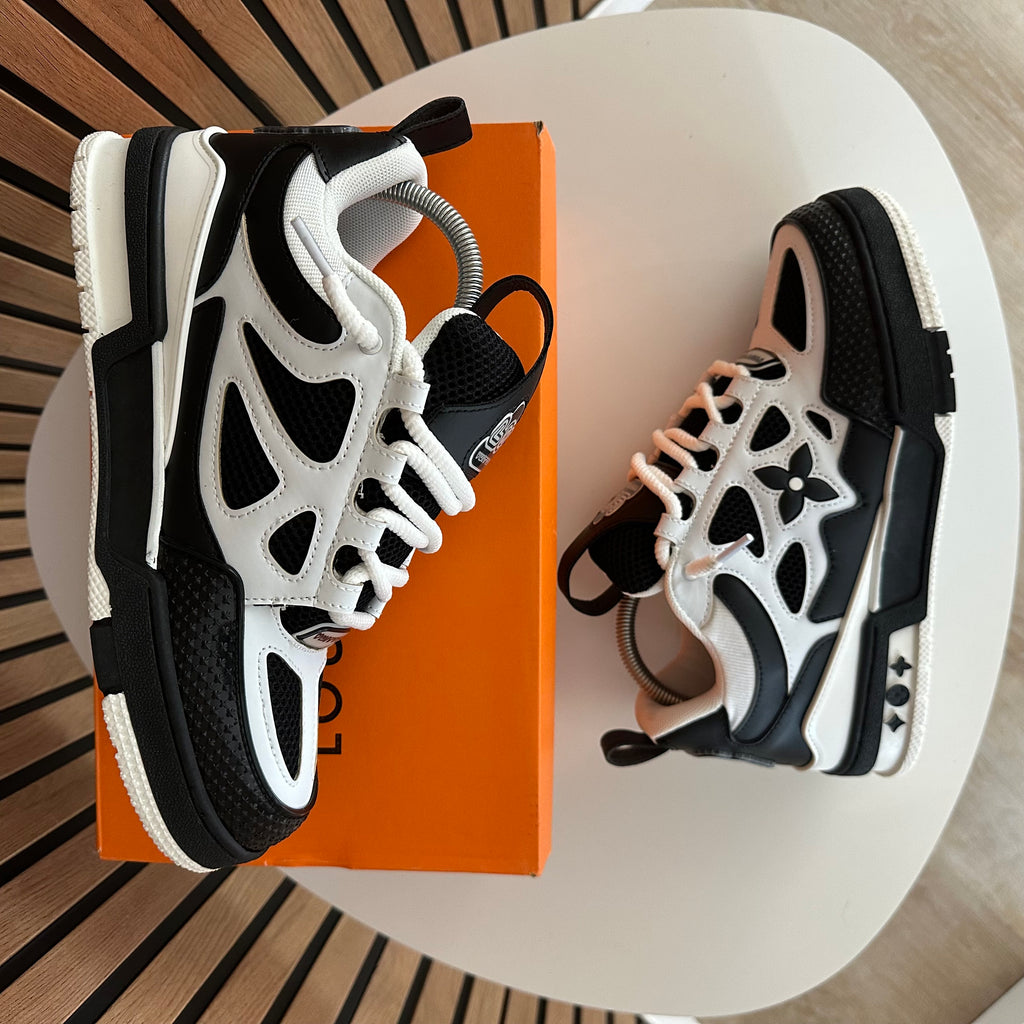 LV SKATE BLACK & WHITE