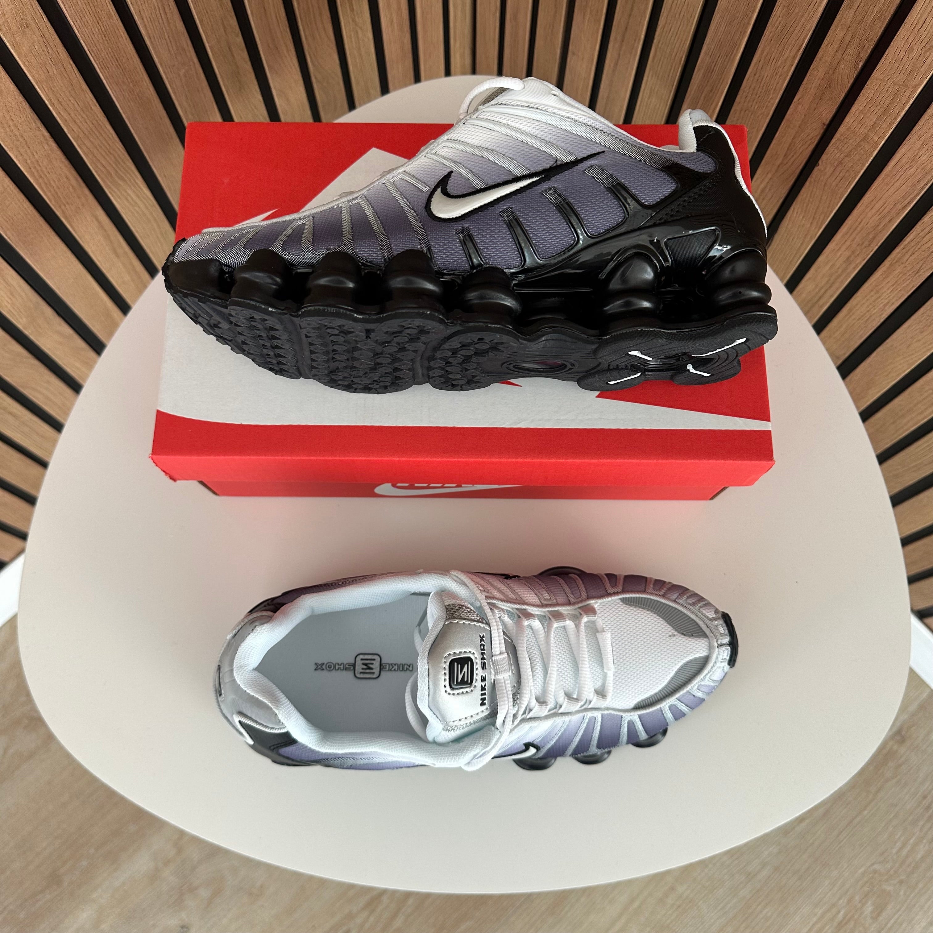 NIKE SHOX TL