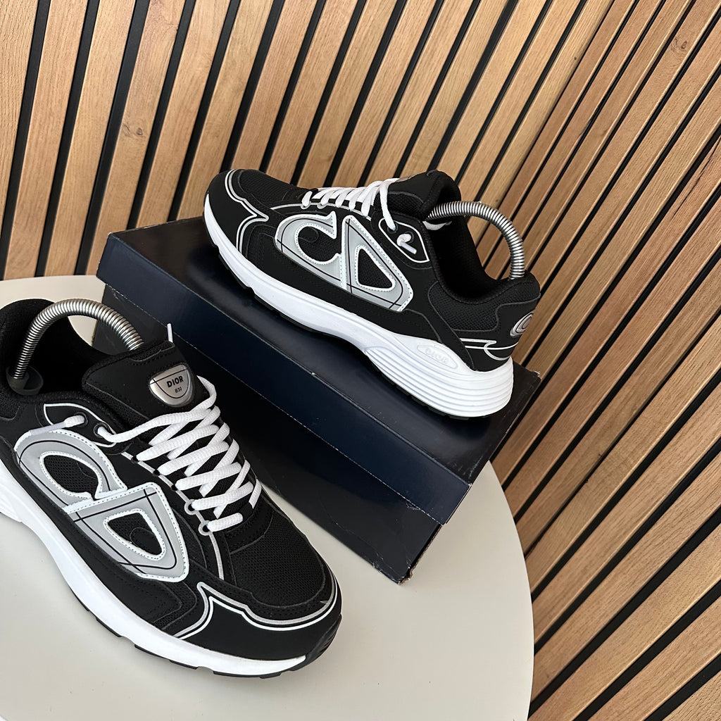 DIOR B30 BLACK & WHITE