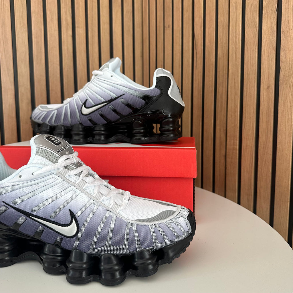 NIKE SHOX TL