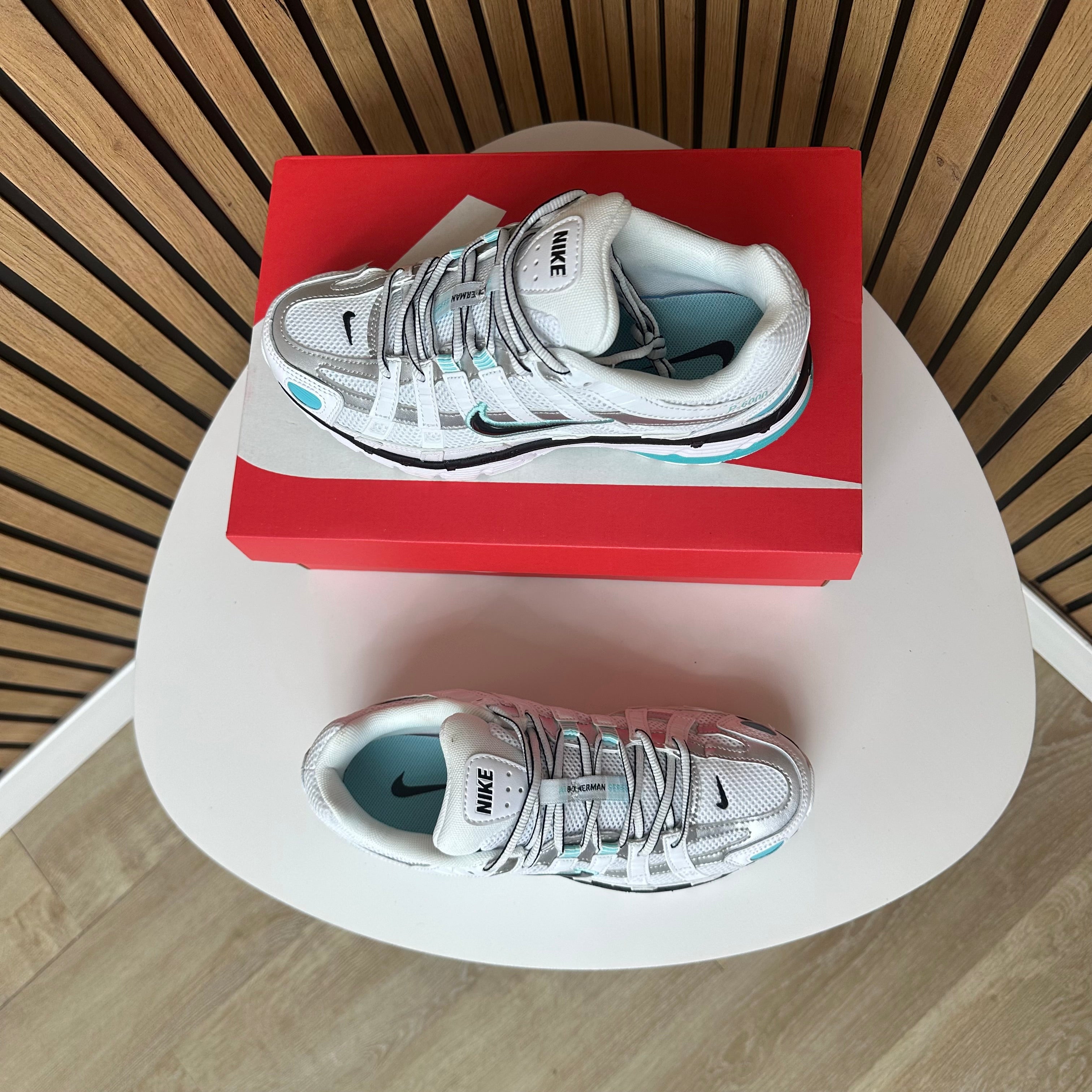 NIKE P6000
