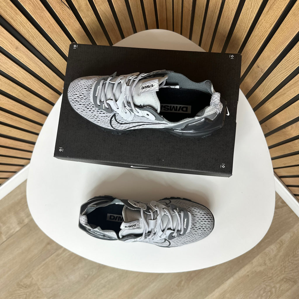 NIKE REACT VISION