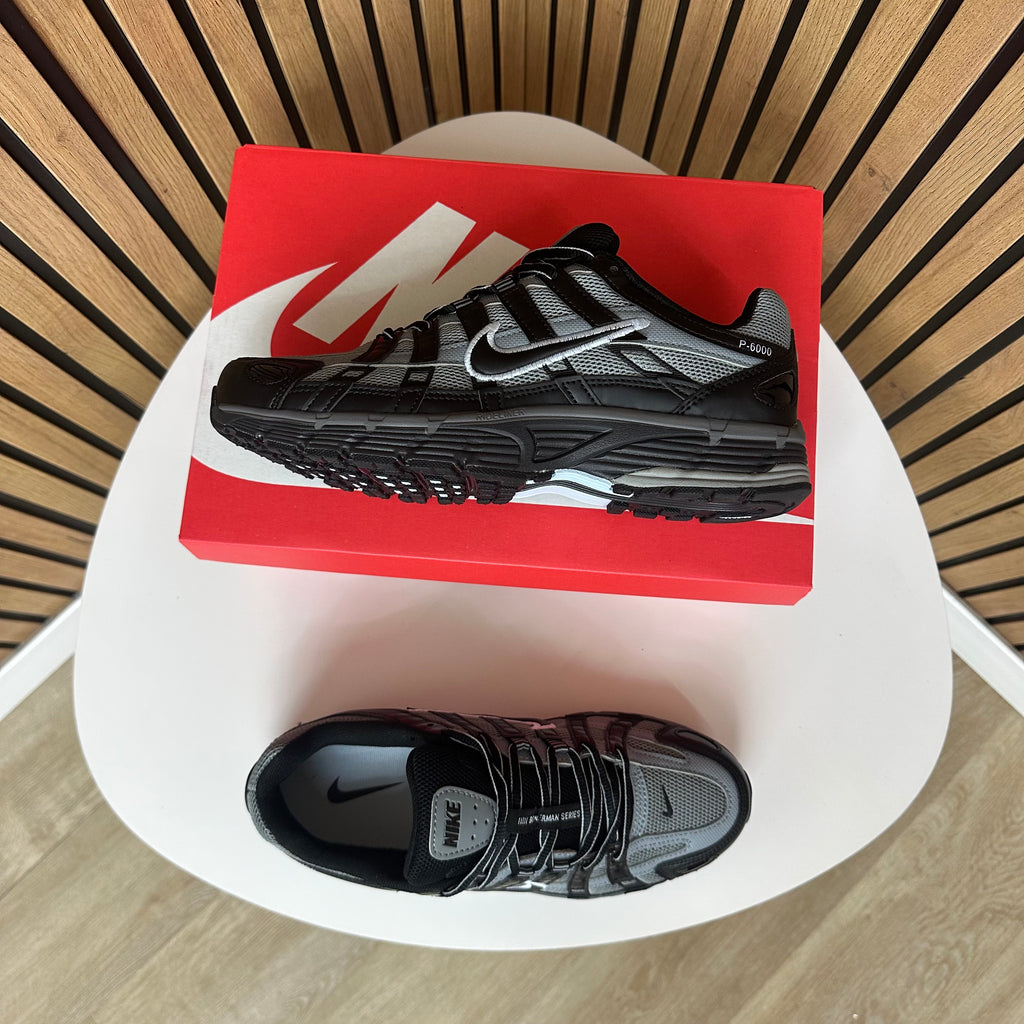 NIKE P6000