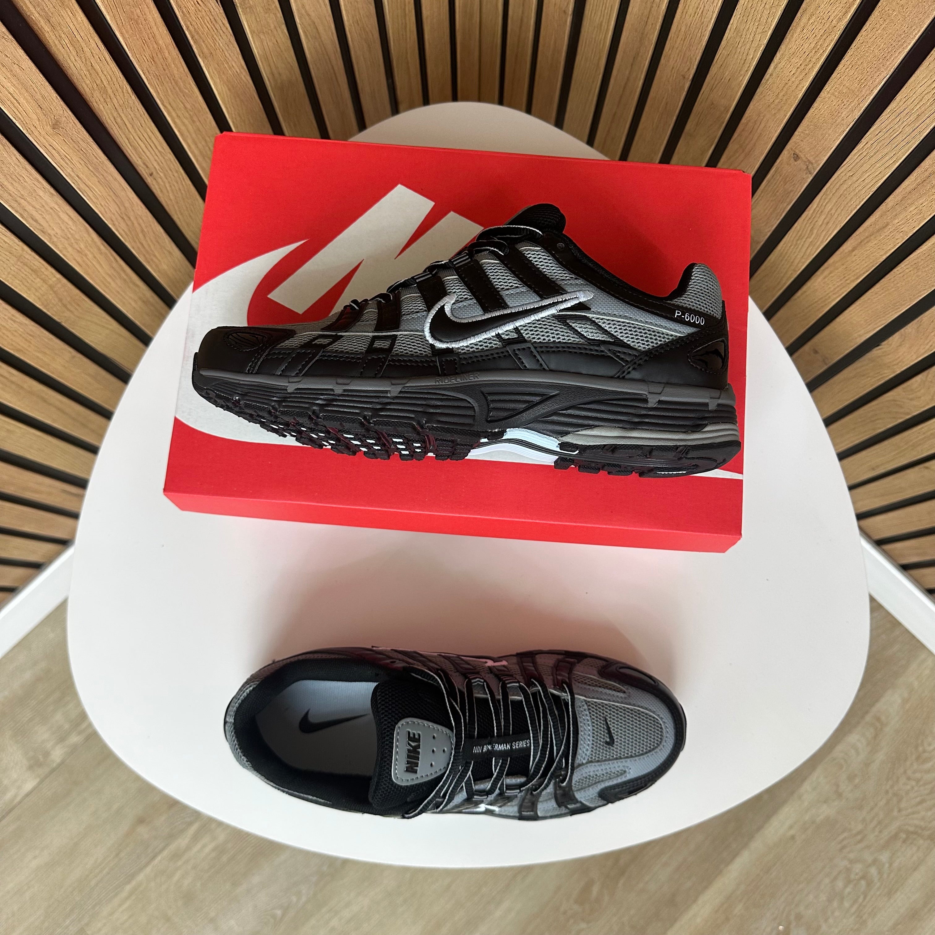 NIKE P6000