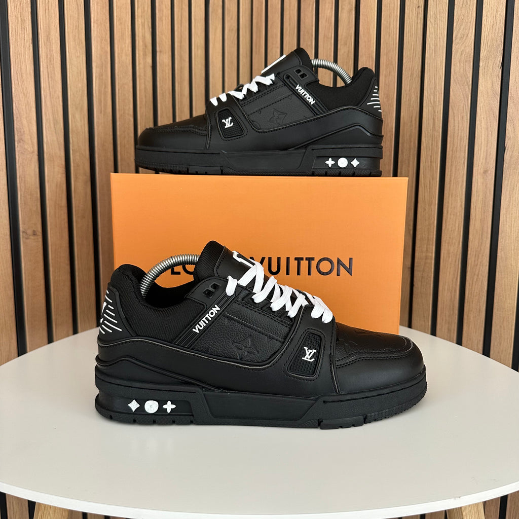 LV TRAINER BLACK
