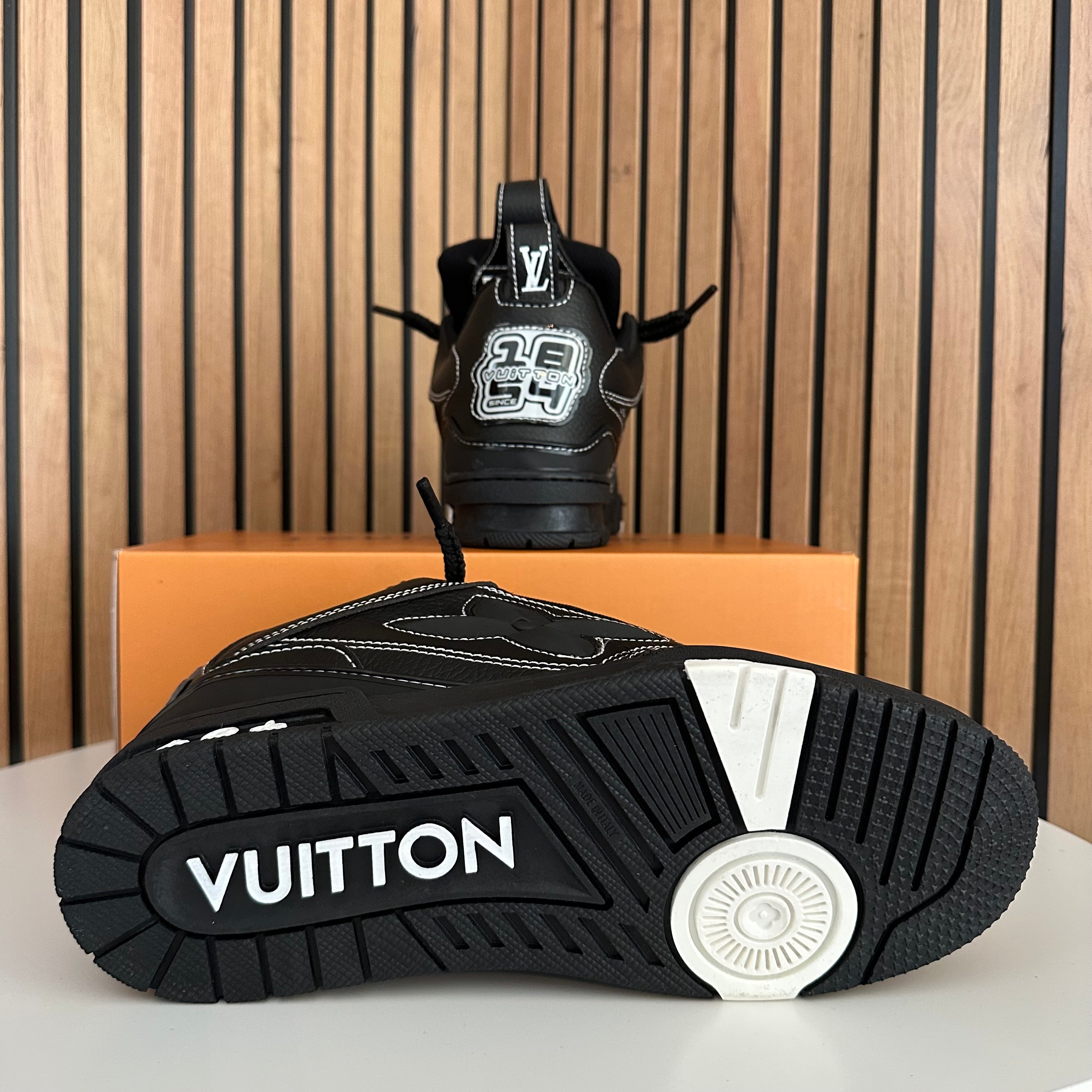 LV SKATE TRIPLE BLACK