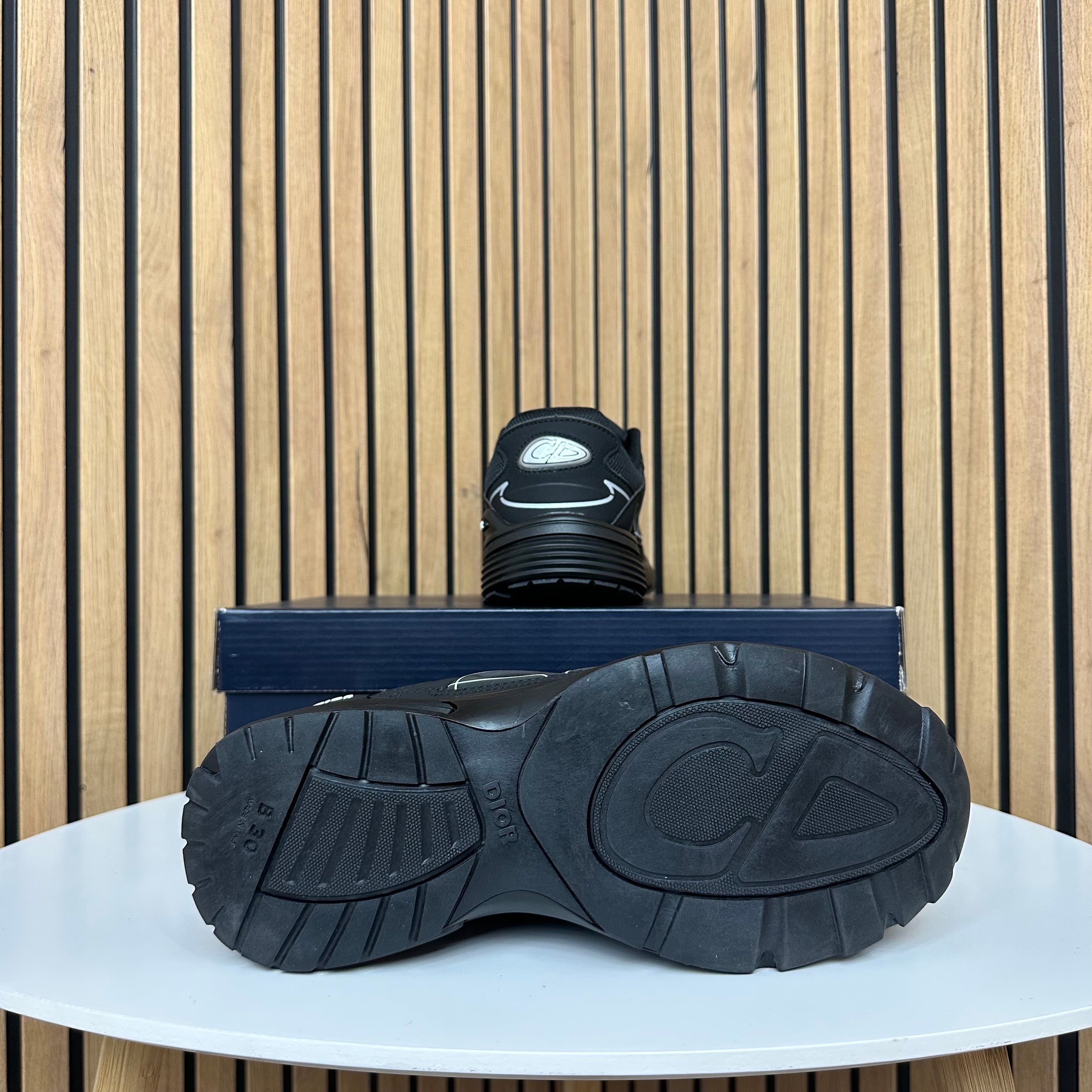 DIOR B30 BLACK