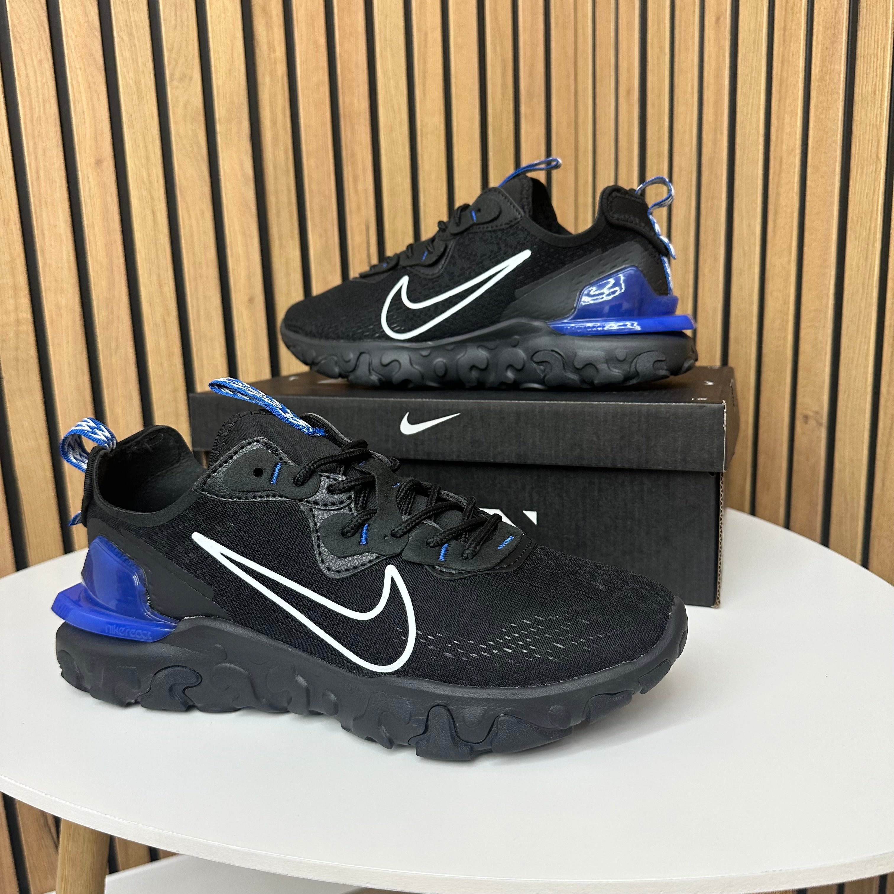 NIKE REACT VISION