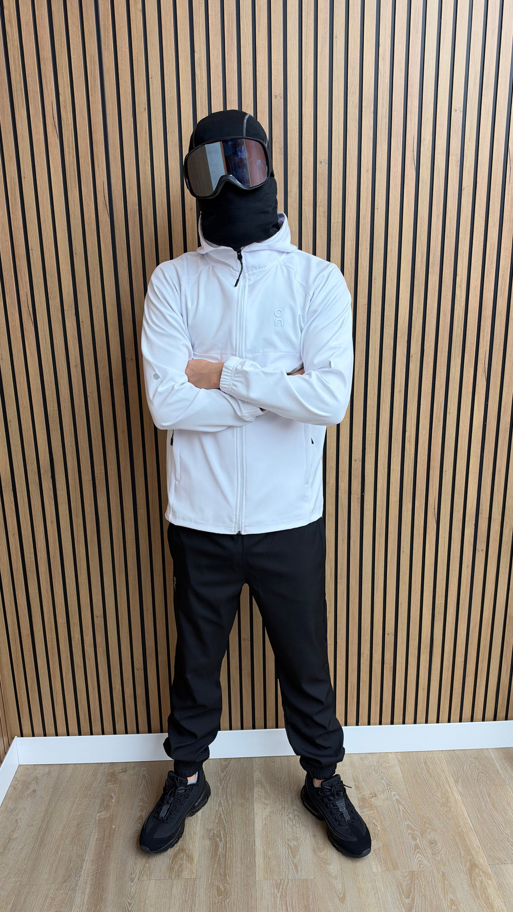 CHANDAL ON CLOUD