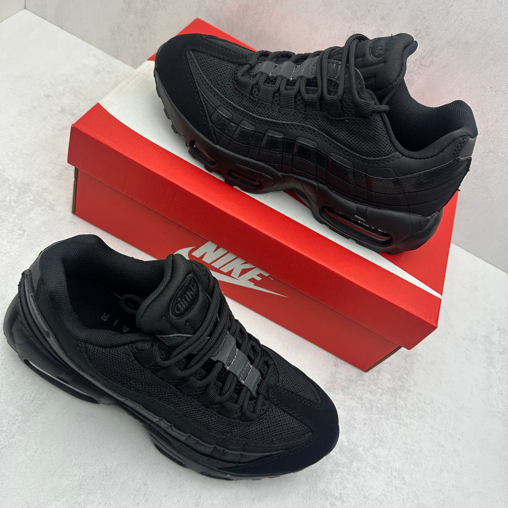 NIKE AIR MAX 95