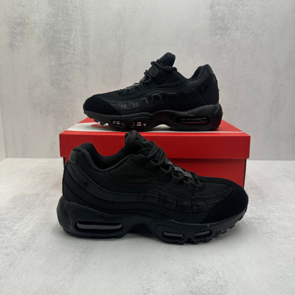 NIKE AIR MAX 95