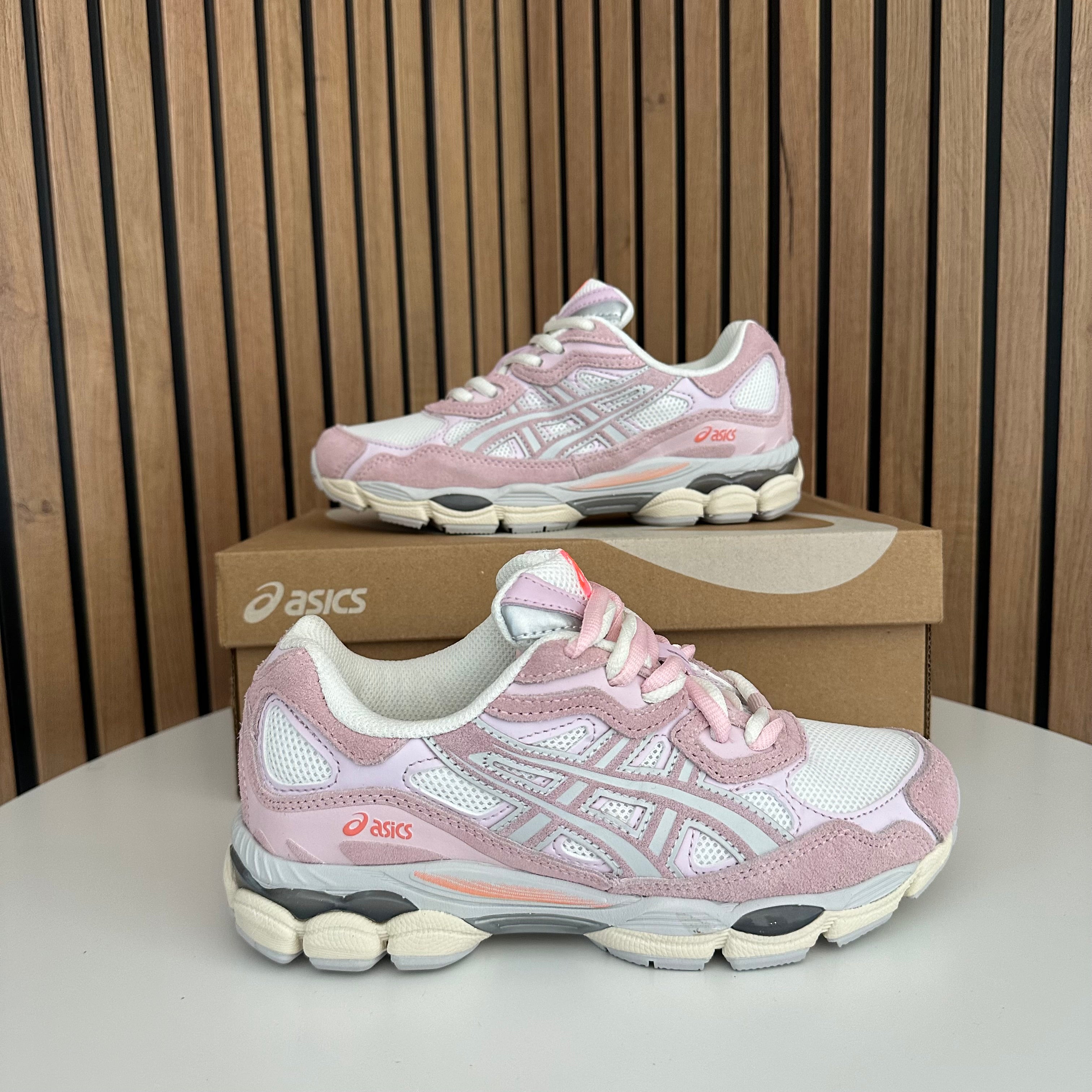 ASICS GEL NYC