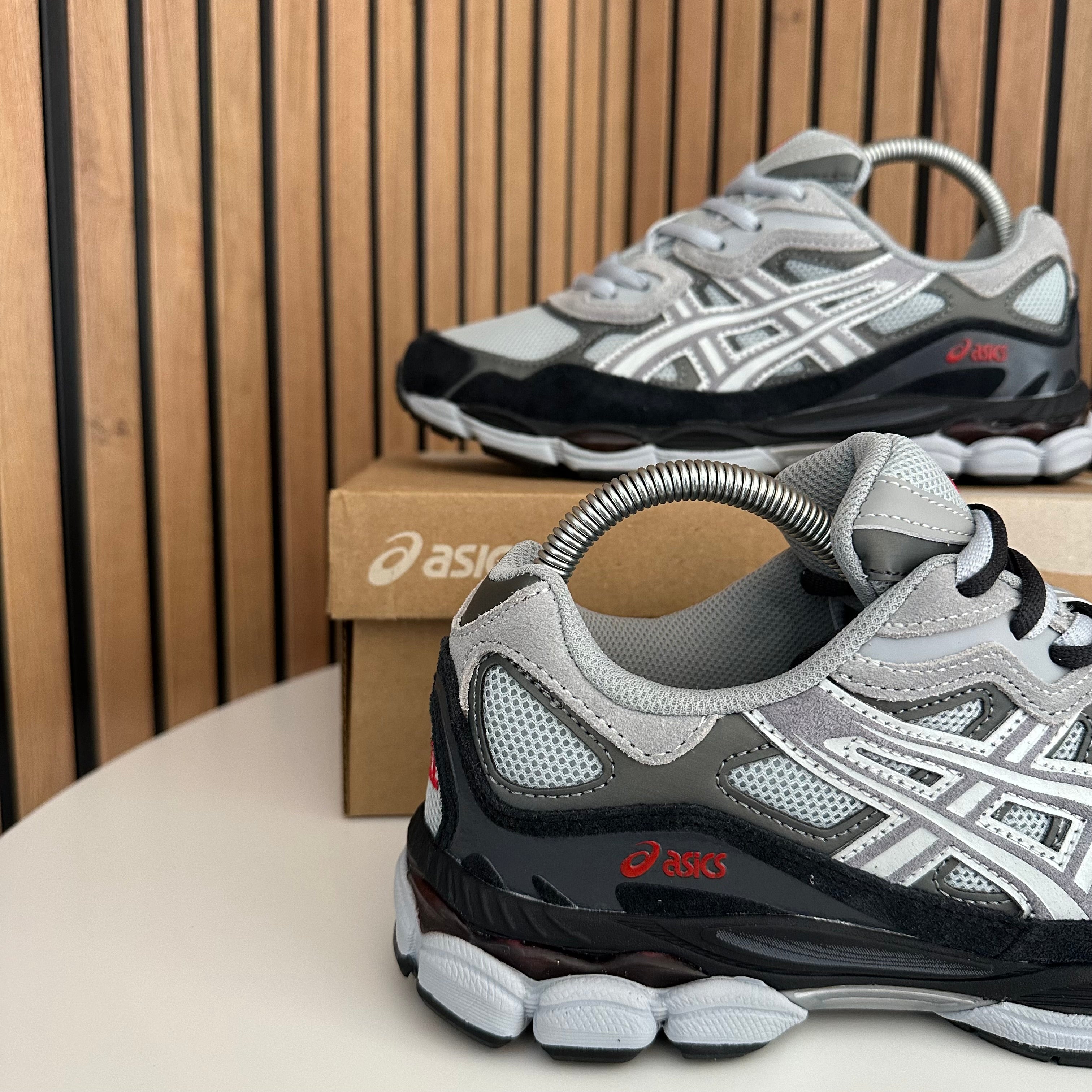 ASICS GEL NYC