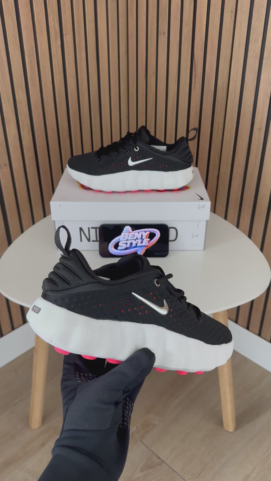 NIKE MIND 002