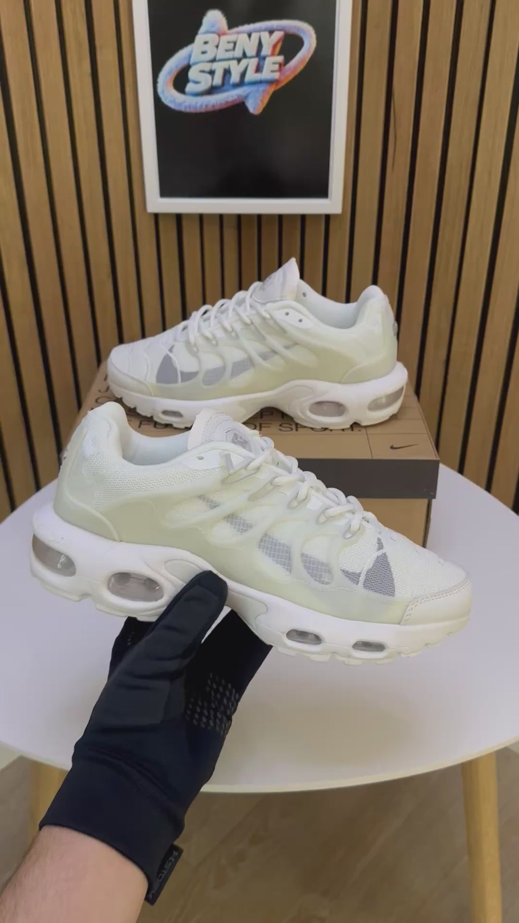 NIKE TERRASCAPE WHITE